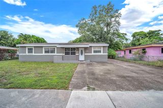 3010 NW 171st Ter, Miami Gardens, FL 33056