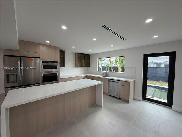 9410 SW 55th Street, Miami, FL 33165