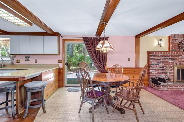 48 Cannington St, Lowell, MA 01854