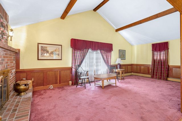48 Cannington St, Lowell, MA 01854
