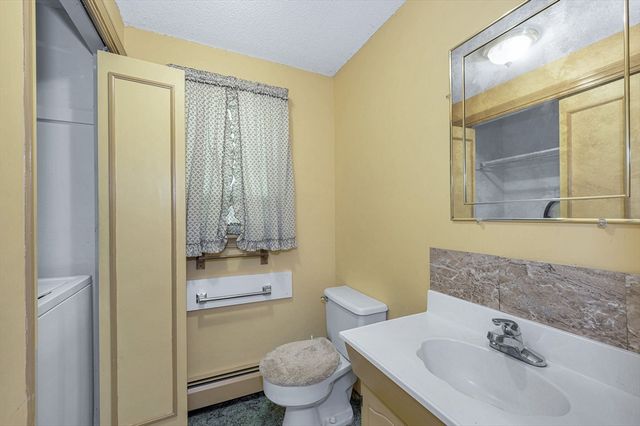 48 Cannington St, Lowell, MA 01854