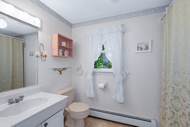 48 Cannington St, Lowell, MA 01854