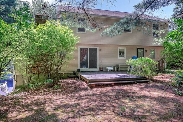 48 Cannington St, Lowell, MA 01854
