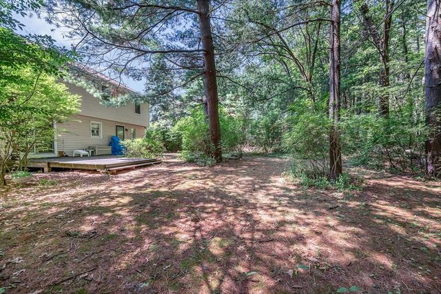 48 Cannington St, Lowell, MA 01854