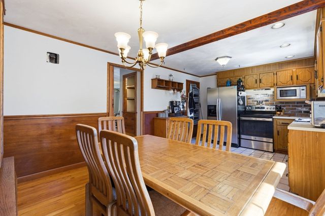 25 Gertrude St, Springfield, MA 01118