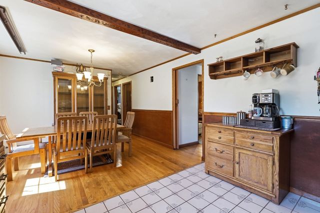 25 Gertrude St, Springfield, MA 01118