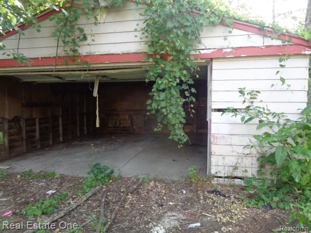 19417 Grandview Street, Detroit, MI 48219