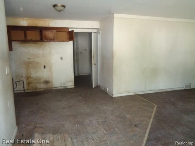 19417 Grandview Street, Detroit, MI 48219