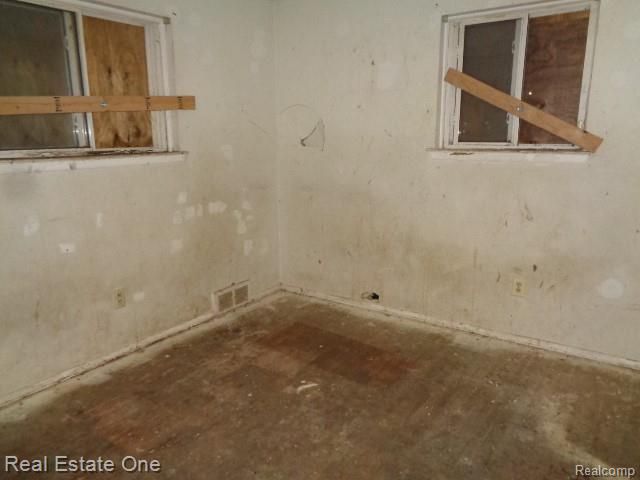 19417 Grandview Street, Detroit, MI 48219