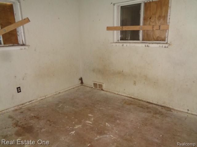 19417 Grandview Street, Detroit, MI 48219