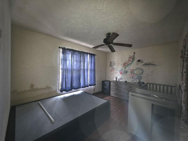 1200 E Kingsmill Avenue, Pampa, TX 79065