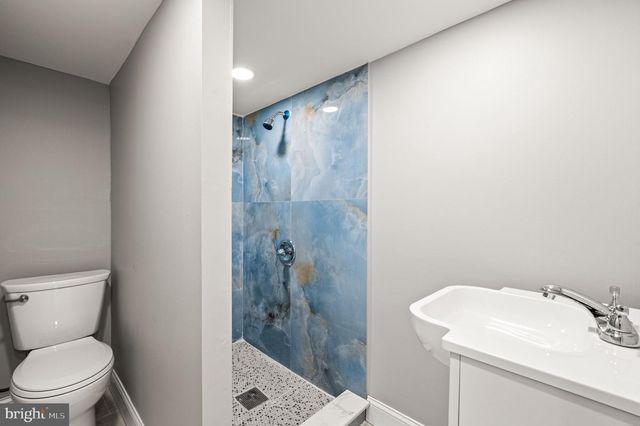 80 KENNY AVE, Sharon Hill, PA 19079