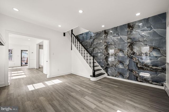 80 KENNY AVE, Sharon Hill, PA 19079