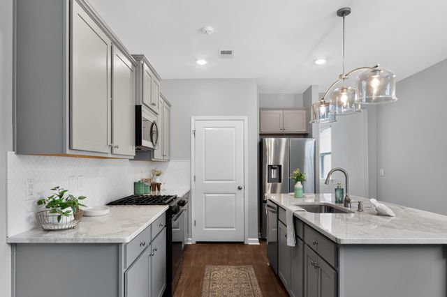 227 N Light Way, Summerville, SC 29486