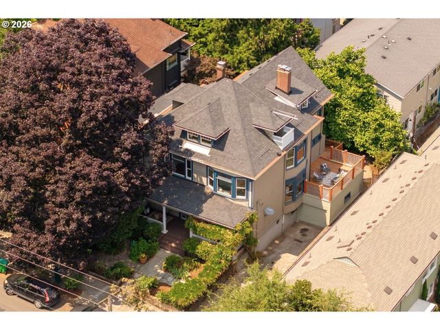 2425 Nw JOHNSON St, Portland, OR 97210