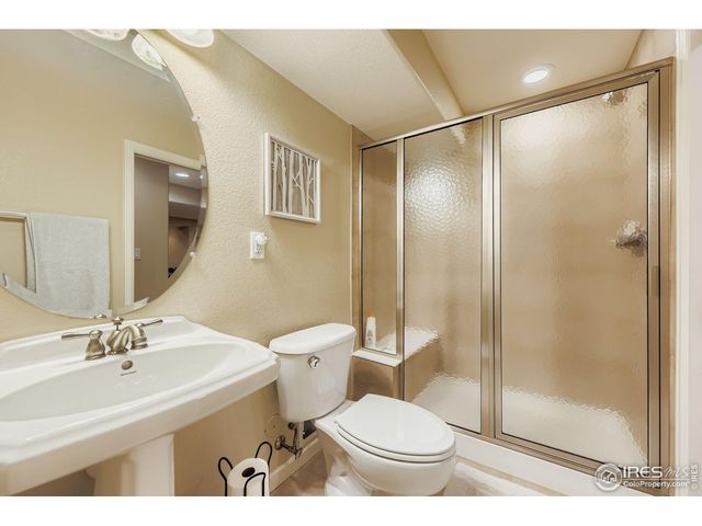 6951 Nile Ct, Arvada, CO 80007