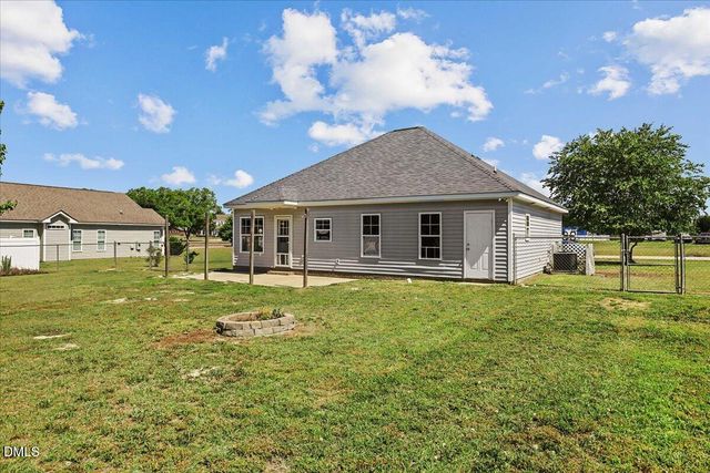5606 Blanch Fields Lane, Lucama, NC 27851