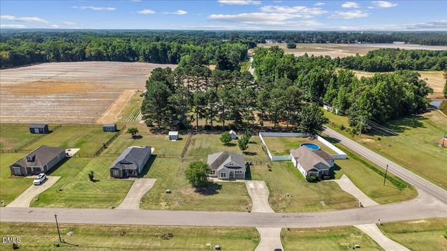 5606 Blanch Fields Lane, Lucama, NC 27851