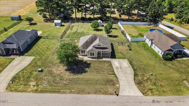 5606 Blanch Fields Lane, Lucama, NC 27851