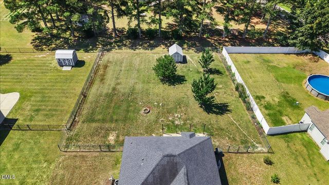 5606 Blanch Fields Lane, Lucama, NC 27851