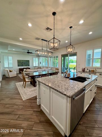 3056 E APPALOOSA Road, Gilbert, AZ 85296