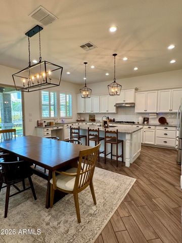 3056 E APPALOOSA Road, Gilbert, AZ 85296