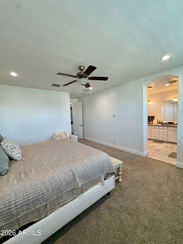 3056 E APPALOOSA Road, Gilbert, AZ 85296