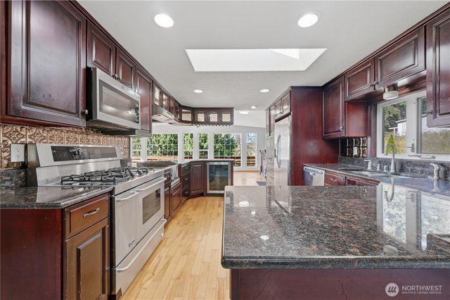 2539 MacKenzie Road, Bellingham, WA 98226