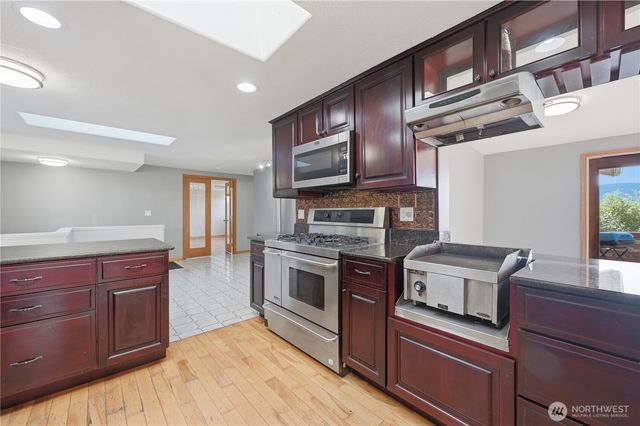 2539 MacKenzie Road, Bellingham, WA 98226