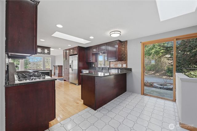 2539 MacKenzie Road, Bellingham, WA 98226