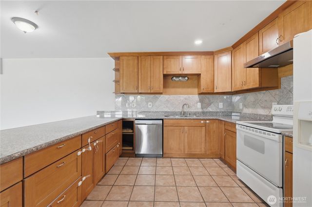 2539 MacKenzie Road, Bellingham, WA 98226