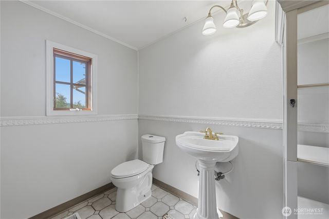 2539 MacKenzie Road, Bellingham, WA 98226