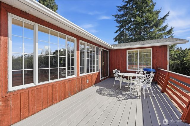 2539 MacKenzie Road, Bellingham, WA 98226