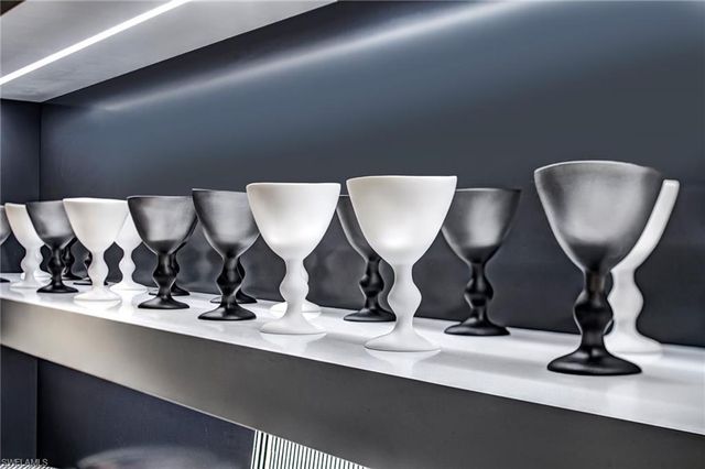 5880 Shirley ST # 208, Naples, FL 34109