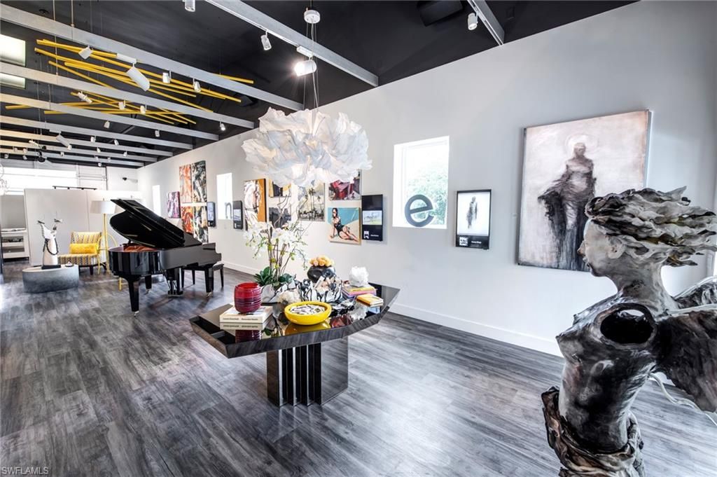 5880 Shirley ST # 208, Naples, FL 34109