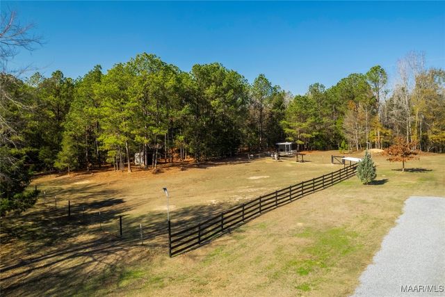 9427 Georgia Road, Wetumpka, AL 36092