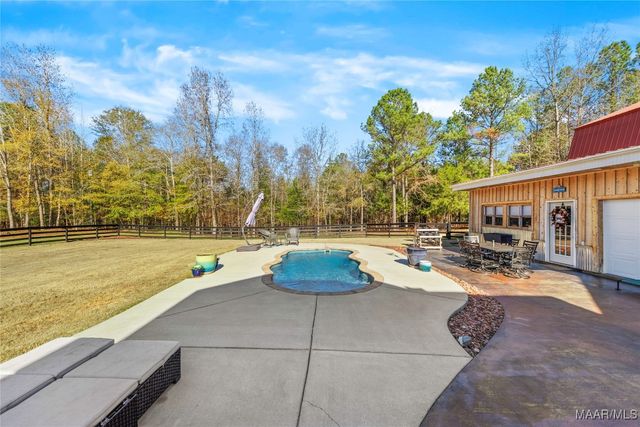 9427 Georgia Road, Wetumpka, AL 36092