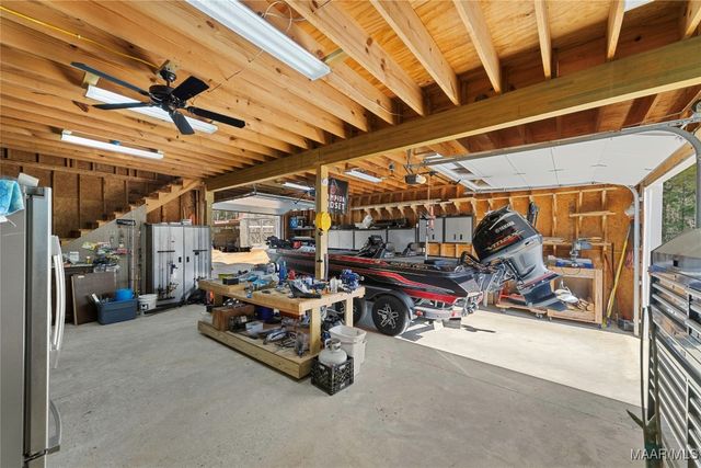 9427 Georgia Road, Wetumpka, AL 36092