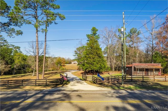 9427 Georgia Road, Wetumpka, AL 36092