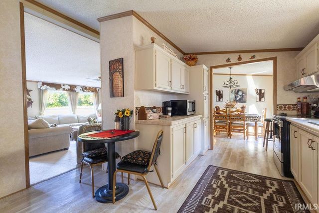 605 S County Road 350 East, Connersville, IN 47331