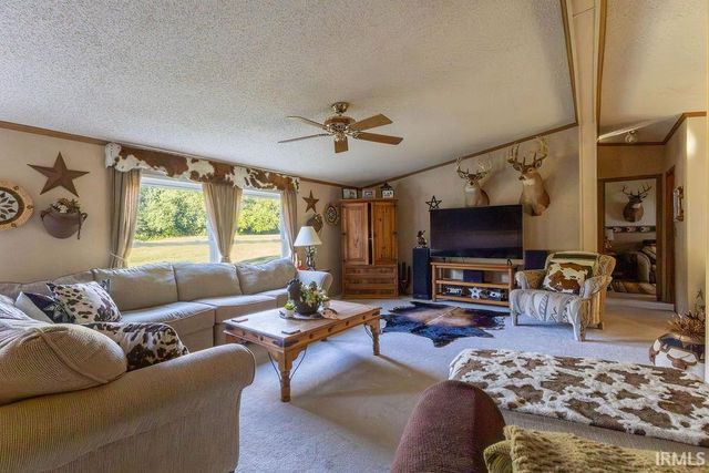 605 S County Road 350 East, Connersville, IN 47331