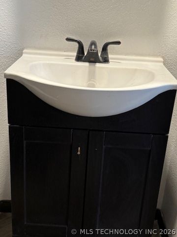 1011 N H Street, Muskogee, OK 74403