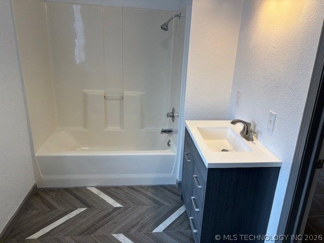 1011 N H Street, Muskogee, OK 74403