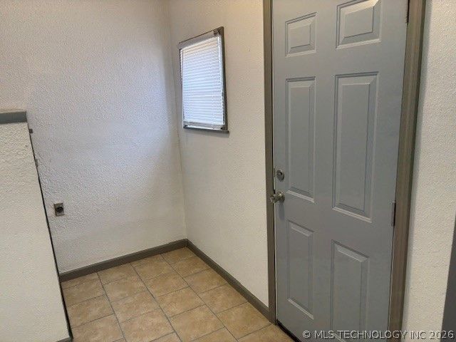 1011 N H Street, Muskogee, OK 74403