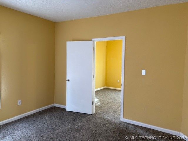 1011 N H Street, Muskogee, OK 74403