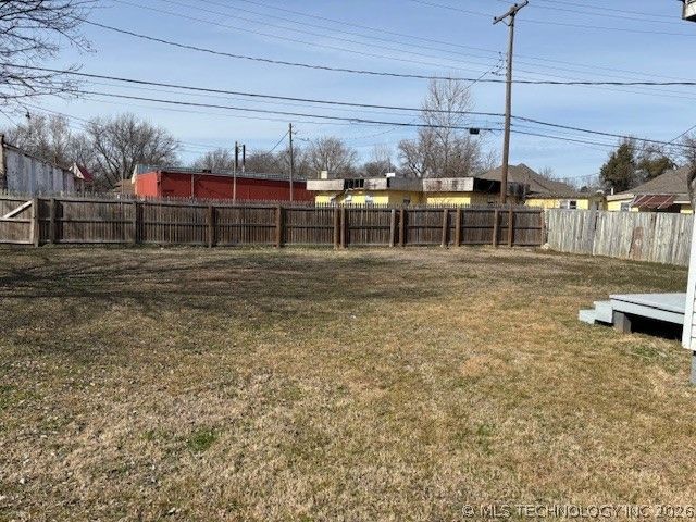 1011 N H Street, Muskogee, OK 74403