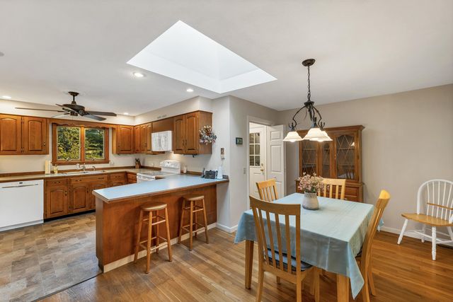 27 Robin Acres Drive, Wolfeboro, NH 03894