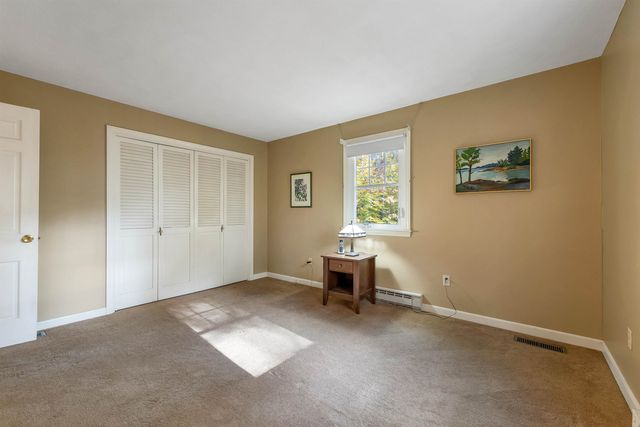 27 Robin Acres Drive, Wolfeboro, NH 03894