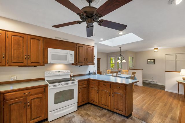 27 Robin Acres Drive, Wolfeboro, NH 03894