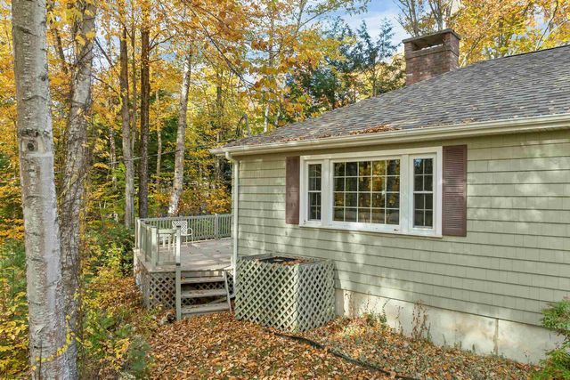 27 Robin Acres Drive, Wolfeboro, NH 03894
